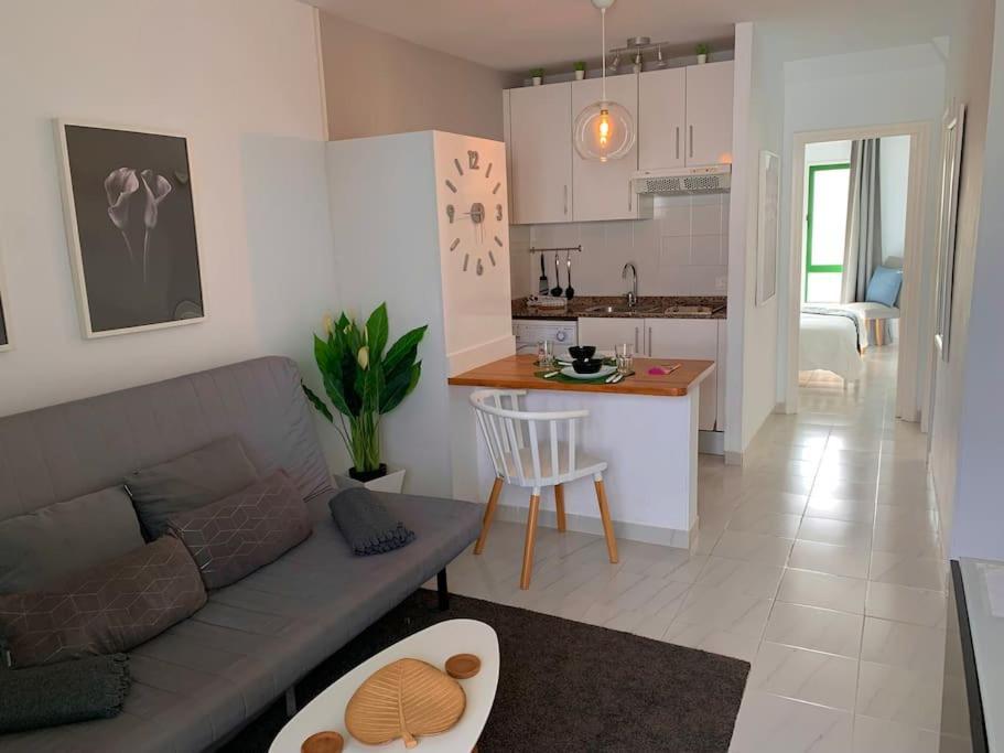 Coqueto Apartamento Zua Con Piscina Costa Teguise Exteriör bild